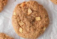 Apple Crumble Oatmeal Cookies