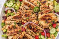 Vibrant Mediterranean Grilled Chicken Salad