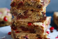 M&M Valentine Bliss Bars