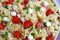 Mediterranean Caprese Pasta