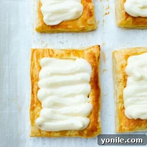 creme pastissiere filled in a pastry