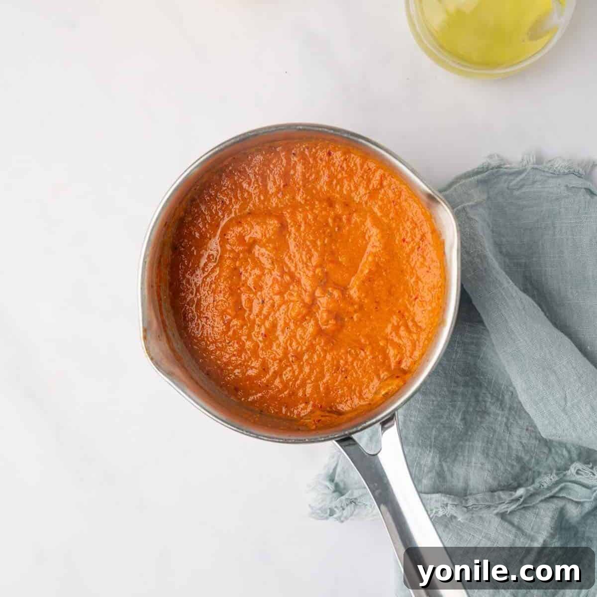 A bowl of peri peri marinade.